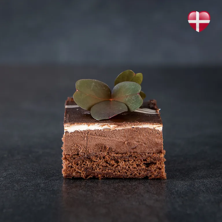 dessertkage med chokolademousse