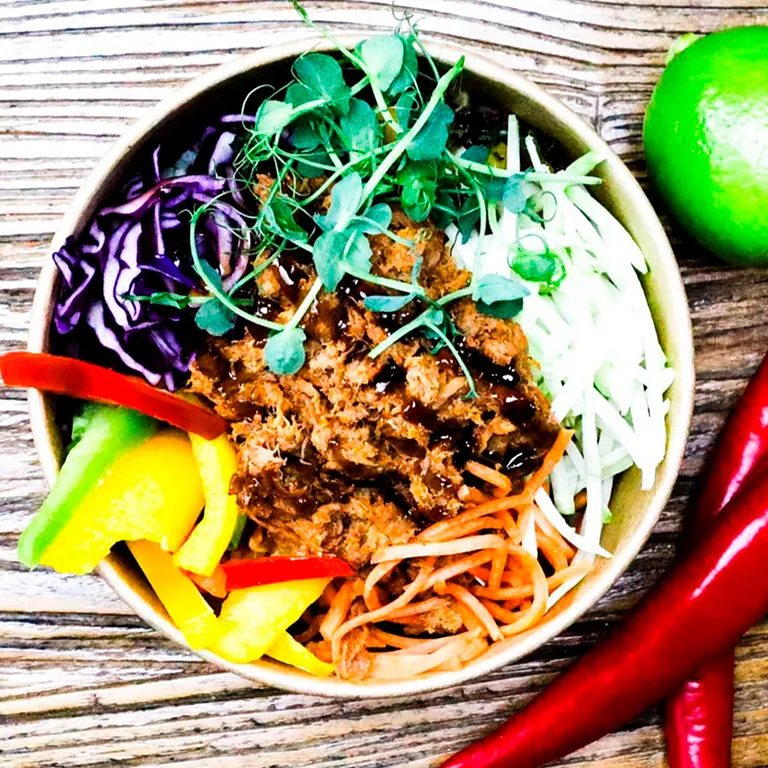 Salad bowl pulled beef